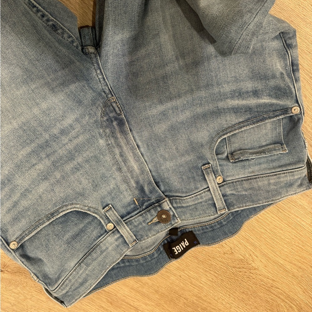 PAIGE Federal Light Blue Jeans - Picture 3 of 6